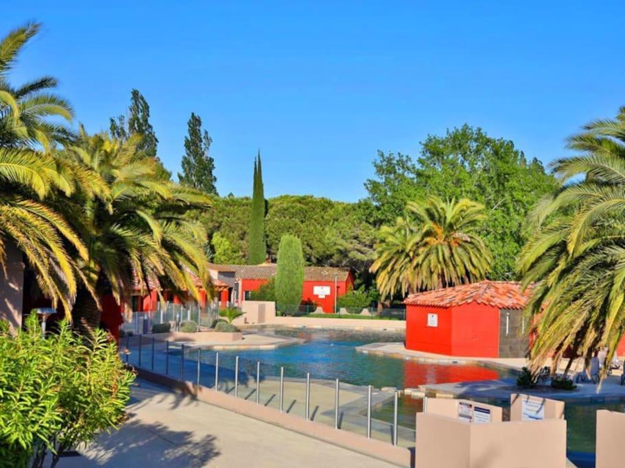 Appartement Residence Vacances Amandier Arles Exterior foto